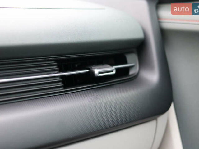 Хендай Ioniq 5, объемом двигателя 0 л и пробегом 49 тыс. км за 27300 $, фото 79 на Automoto.ua