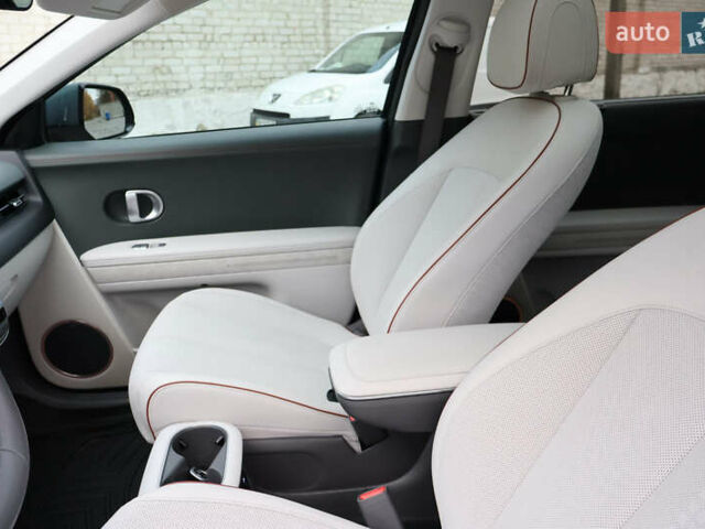 Хендай Ioniq 5, объемом двигателя 0 л и пробегом 49 тыс. км за 27300 $, фото 83 на Automoto.ua