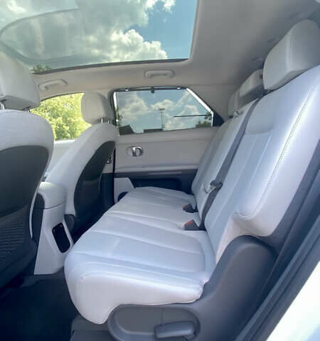 Хендай Ioniq 5, объемом двигателя 0 л и пробегом 4 тыс. км за 32500 $, фото 28 на Automoto.ua