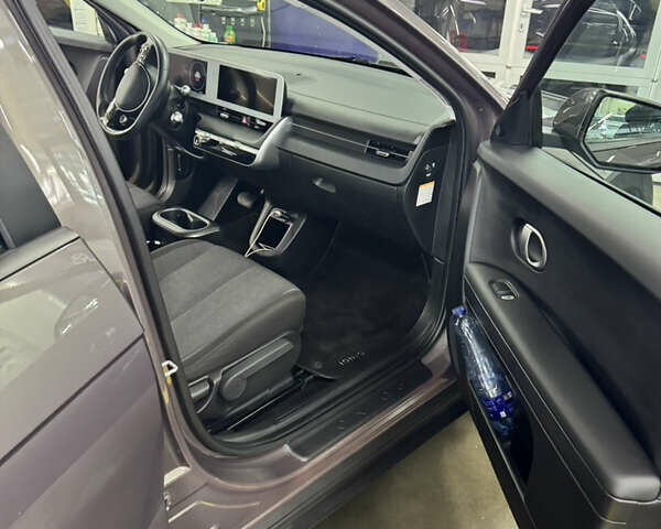Хендай Ioniq 5, объемом двигателя 0 л и пробегом 57 тыс. км за 23200 $, фото 18 на Automoto.ua