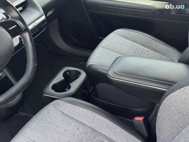 Хендай Ioniq 5, объемом двигателя 0 л и пробегом 108 тыс. км за 23200 $, фото 17 на Automoto.ua