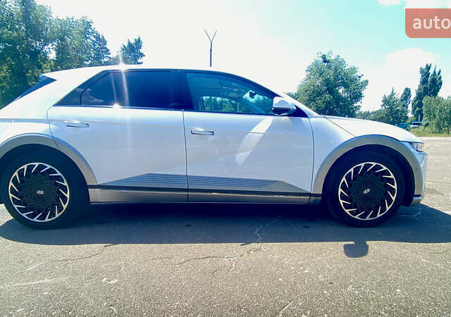 Хендай Ioniq 5, объемом двигателя 0 л и пробегом 4 тыс. км за 32500 $, фото 5 на Automoto.ua
