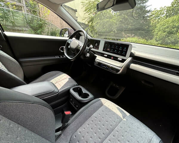 Хендай Ioniq 5, объемом двигателя 0 л и пробегом 76 тыс. км за 25800 $, фото 24 на Automoto.ua
