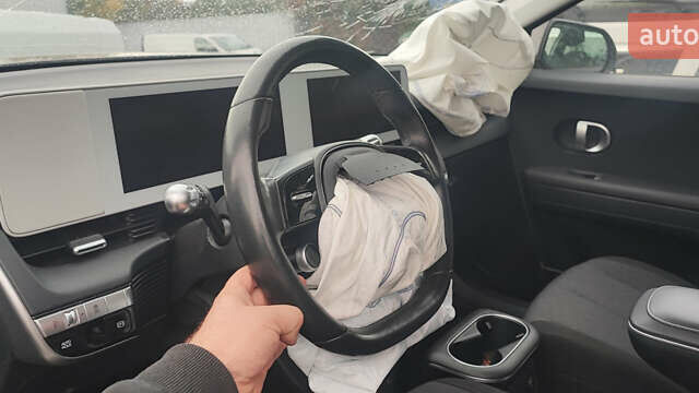 Хендай Ioniq 5, об'ємом двигуна 0 л та пробігом 30 тис. км за 17800 $, фото 9 на Automoto.ua