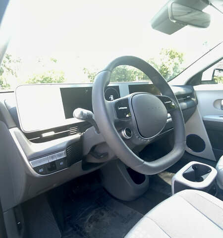 Хендай Ioniq 5, объемом двигателя 0 л и пробегом 4 тыс. км за 32500 $, фото 22 на Automoto.ua