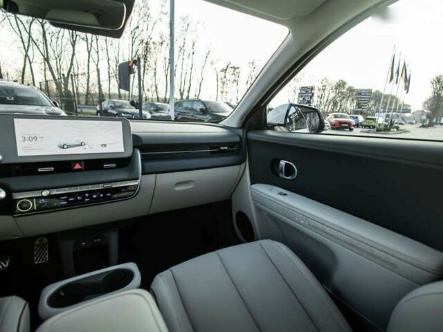 Хендай Ioniq 5, объемом двигателя 0 л и пробегом 32 тыс. км за 34200 $, фото 13 на Automoto.ua