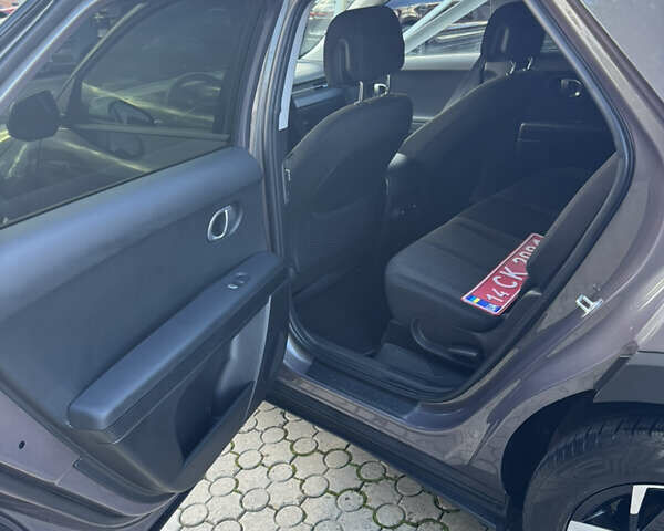 Хендай Ioniq 5, объемом двигателя 0 л и пробегом 57 тыс. км за 23200 $, фото 8 на Automoto.ua