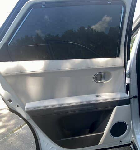 Хендай Ioniq 5, объемом двигателя 0 л и пробегом 4 тыс. км за 32500 $, фото 24 на Automoto.ua