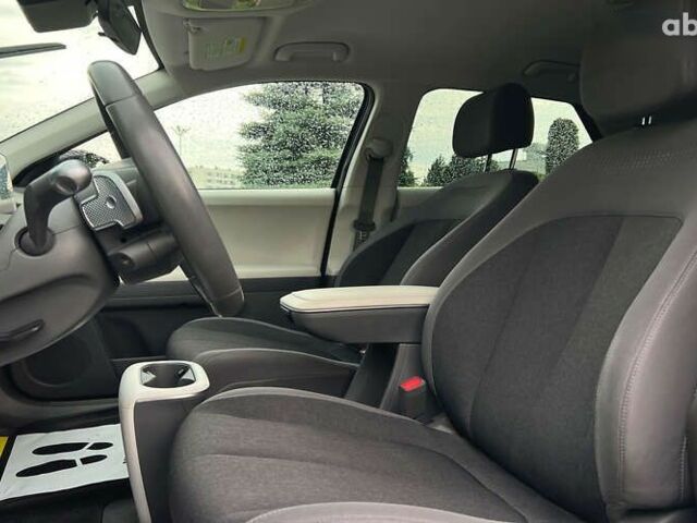 Хендай Ioniq 5, объемом двигателя 0 л и пробегом 53 тыс. км за 22550 $, фото 18 на Automoto.ua