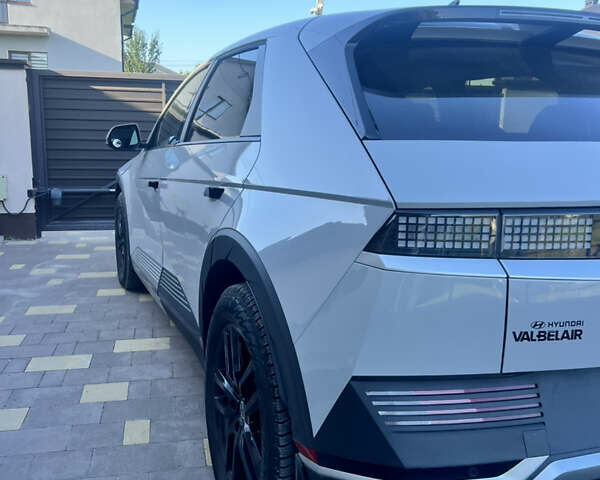 Хендай Ioniq 5, объемом двигателя 0 л и пробегом 8 тыс. км за 27500 $, фото 7 на Automoto.ua