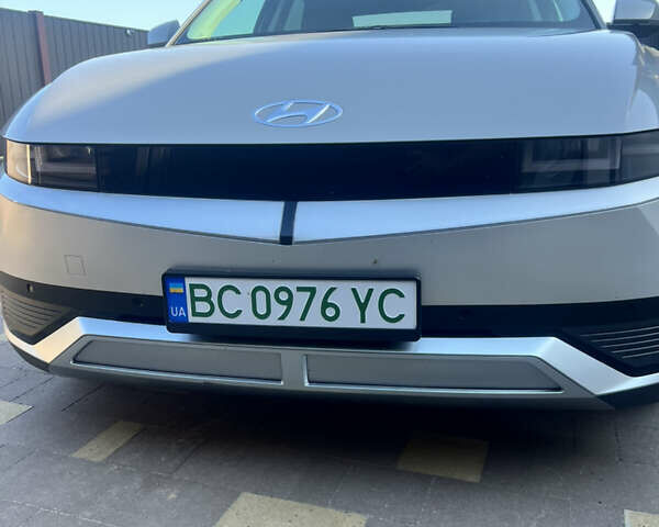 Хендай Ioniq 5, объемом двигателя 0 л и пробегом 8 тыс. км за 27500 $, фото 3 на Automoto.ua