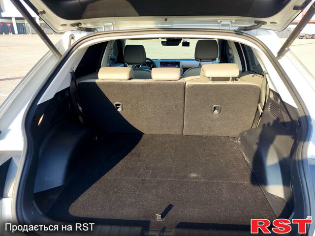 Серый Хендай Ioniq 5, объемом двигателя 0.17 л и пробегом 105 тыс. км за 32500 $, фото 11 на Automoto.ua