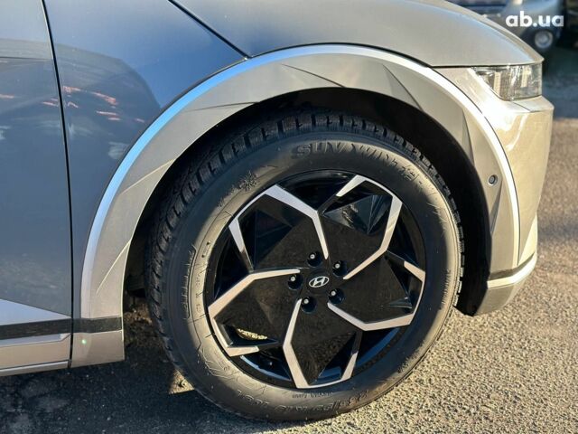 Сірий Хендай Ioniq 5, об'ємом двигуна 0 л та пробігом 1 тис. км за 43990 $, фото 7 на Automoto.ua