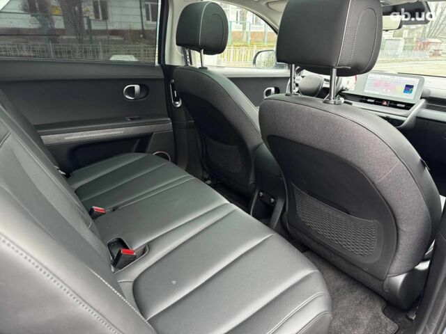 Сірий Хендай Ioniq 5, об'ємом двигуна 0 л та пробігом 37 тис. км за 28990 $, фото 9 на Automoto.ua