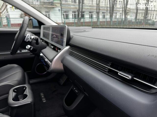 Сірий Хендай Ioniq 5, об'ємом двигуна 0 л та пробігом 37 тис. км за 28990 $, фото 23 на Automoto.ua