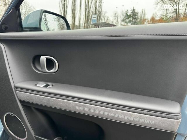 Сірий Хендай Ioniq 5, об'ємом двигуна 0 л та пробігом 37 тис. км за 28990 $, фото 11 на Automoto.ua