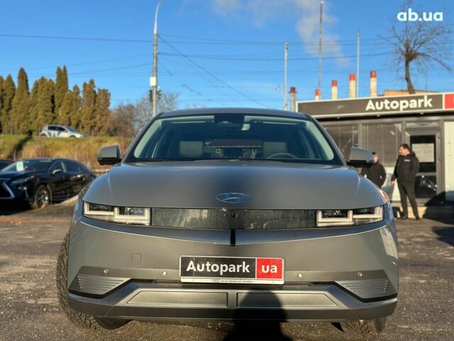 Сірий Хендай Ioniq 5, об'ємом двигуна 0 л та пробігом 1 тис. км за 43990 $, фото 2 на Automoto.ua
