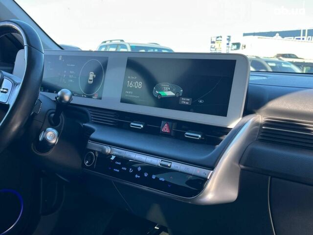Серый Хендай Ioniq 5, объемом двигателя 0 л и пробегом 34 тыс. км за 26740 $, фото 14 на Automoto.ua