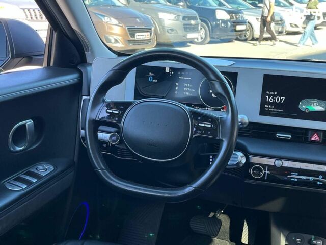 Серый Хендай Ioniq 5, объемом двигателя 0 л и пробегом 34 тыс. км за 26740 $, фото 24 на Automoto.ua