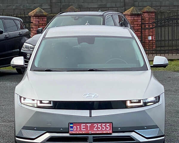 Серый Хендай Ioniq 5, объемом двигателя 0 л и пробегом 115 тыс. км за 26350 $, фото 5 на Automoto.ua
