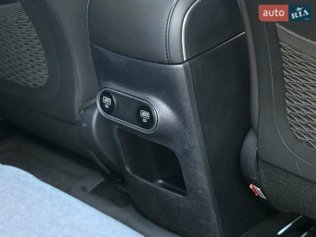 Серый Хендай Ioniq 5, объемом двигателя 0 л и пробегом 151 тыс. км за 21450 $, фото 70 на Automoto.ua