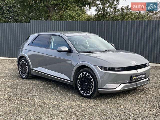 Серый Хендай Ioniq 5, объемом двигателя 0 л и пробегом 130 тыс. км за 28200 $, фото 126 на Automoto.ua