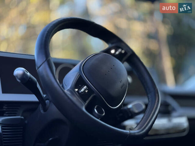 Серый Хендай Ioniq 5, объемом двигателя 0 л и пробегом 151 тыс. км за 21450 $, фото 45 на Automoto.ua