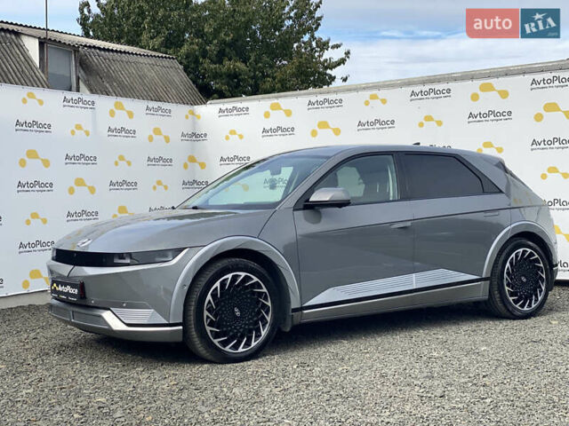 Серый Хендай Ioniq 5, объемом двигателя 0 л и пробегом 130 тыс. км за 28200 $, фото 173 на Automoto.ua