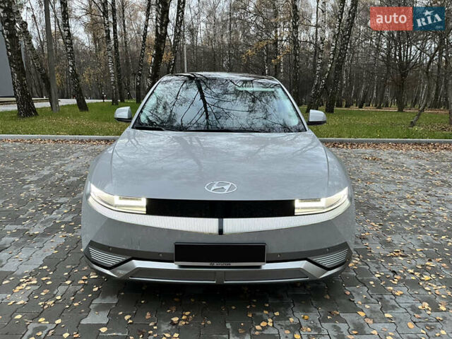 Серый Хендай Ioniq 5, объемом двигателя 0 л и пробегом 66 тыс. км за 30800 $, фото 1 на Automoto.ua