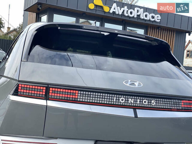 Серый Хендай Ioniq 5, объемом двигателя 0 л и пробегом 130 тыс. км за 28200 $, фото 26 на Automoto.ua