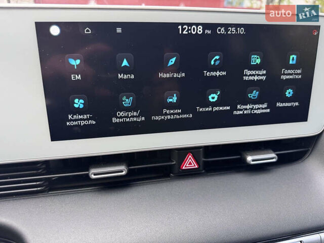 Сірий Хендай Ioniq 5, об'ємом двигуна 0 л та пробігом 93 тис. км за 28200 $, фото 38 на Automoto.ua