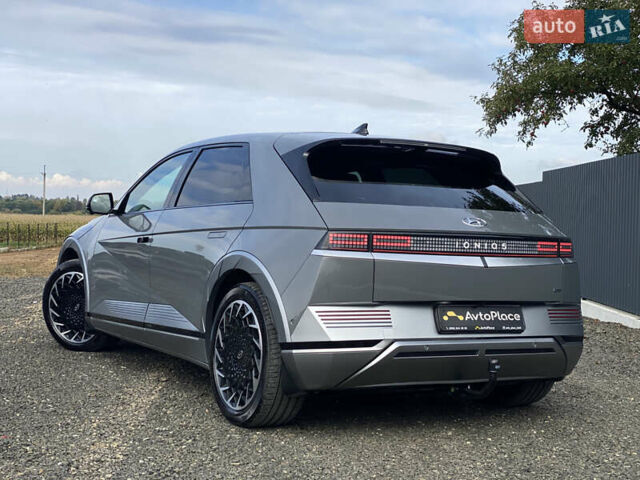Серый Хендай Ioniq 5, объемом двигателя 0 л и пробегом 130 тыс. км за 28200 $, фото 137 на Automoto.ua