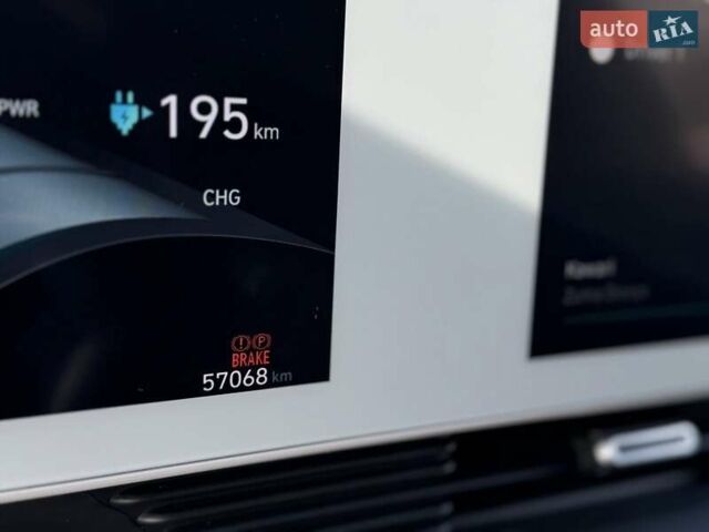 Серый Хендай Ioniq 5, объемом двигателя 0 л и пробегом 57 тыс. км за 25800 $, фото 23 на Automoto.ua