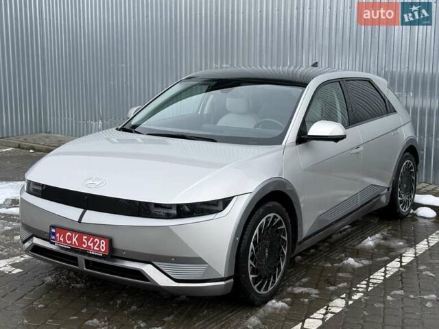 Серый Хендай Ioniq 5, объемом двигателя 0 л и пробегом 62 тыс. км за 31700 $, фото 4 на Automoto.ua