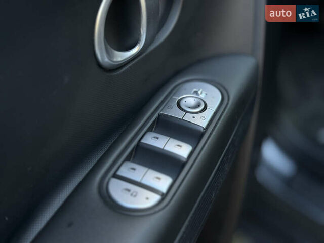 Серый Хендай Ioniq 5, объемом двигателя 0 л и пробегом 158 тыс. км за 19900 $, фото 33 на Automoto.ua