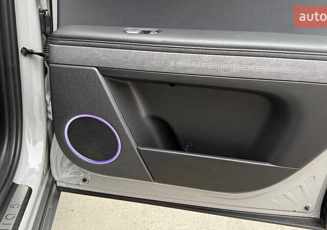 Серый Хендай Ioniq 5, объемом двигателя 0 л и пробегом 47 тыс. км за 29500 $, фото 75 на Automoto.ua