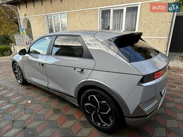 Сірий Хендай Ioniq 5, об'ємом двигуна 0 л та пробігом 30 тис. км за 25900 $, фото 3 на Automoto.ua