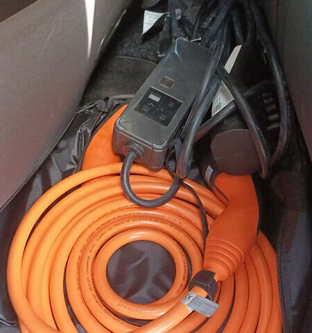 Сірий Хендай Ioniq 5, об'ємом двигуна 0 л та пробігом 93 тис. км за 28200 $, фото 44 на Automoto.ua