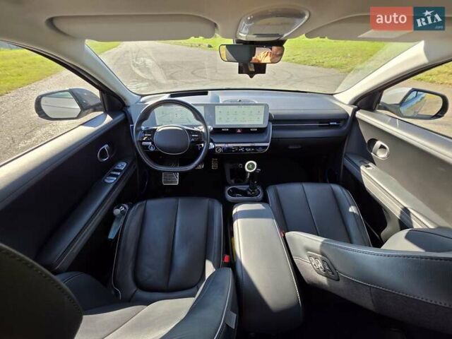 Серый Хендай Ioniq 5, объемом двигателя 0 л и пробегом 49 тыс. км за 37000 $, фото 24 на Automoto.ua