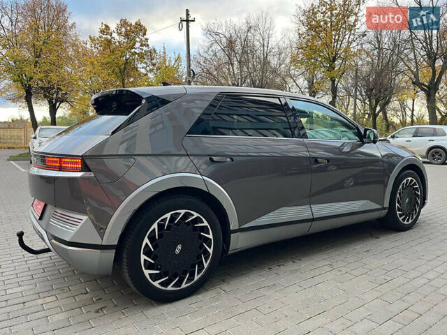 Серый Хендай Ioniq 5, объемом двигателя 0 л и пробегом 108 тыс. км за 26800 $, фото 7 на Automoto.ua
