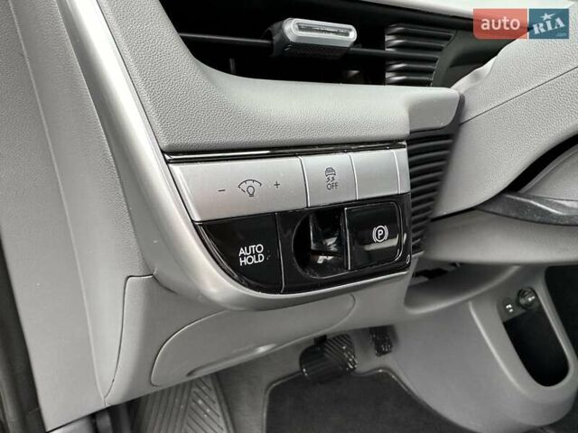 Серый Хендай Ioniq 5, объемом двигателя 0 л и пробегом 22 тыс. км за 26000 $, фото 13 на Automoto.ua