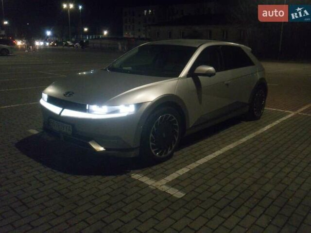 Серый Хендай Ioniq 5, объемом двигателя 0 л и пробегом 58 тыс. км за 34999 $, фото 2 на Automoto.ua