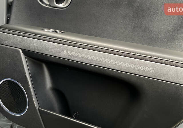 Серый Хендай Ioniq 5, объемом двигателя 0 л и пробегом 130 тыс. км за 28200 $, фото 102 на Automoto.ua