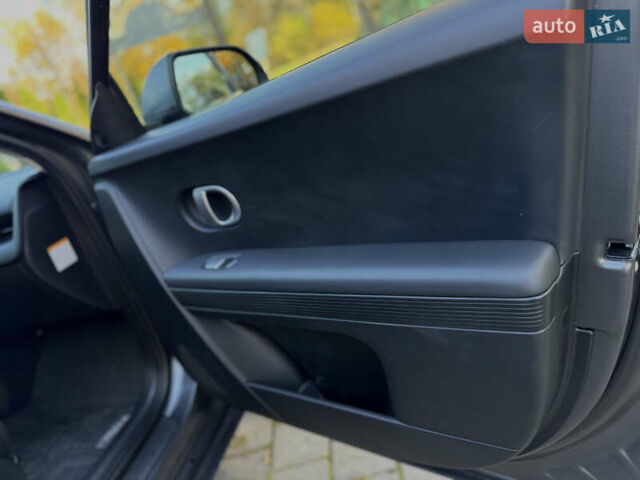 Серый Хендай Ioniq 5, объемом двигателя 0 л и пробегом 158 тыс. км за 19900 $, фото 60 на Automoto.ua