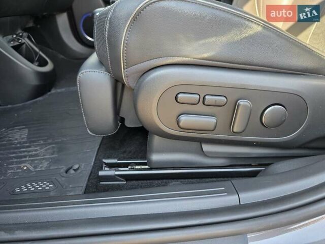 Серый Хендай Ioniq 5, объемом двигателя 0 л и пробегом 49 тыс. км за 37000 $, фото 20 на Automoto.ua