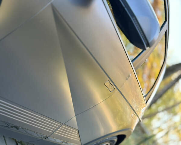 Серый Хендай Ioniq 5, объемом двигателя 0 л и пробегом 151 тыс. км за 21450 $, фото 35 на Automoto.ua