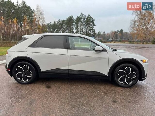 Сірий Хендай Ioniq 5, об'ємом двигуна 0 л та пробігом 120 тис. км за 21300 $, фото 4 на Automoto.ua