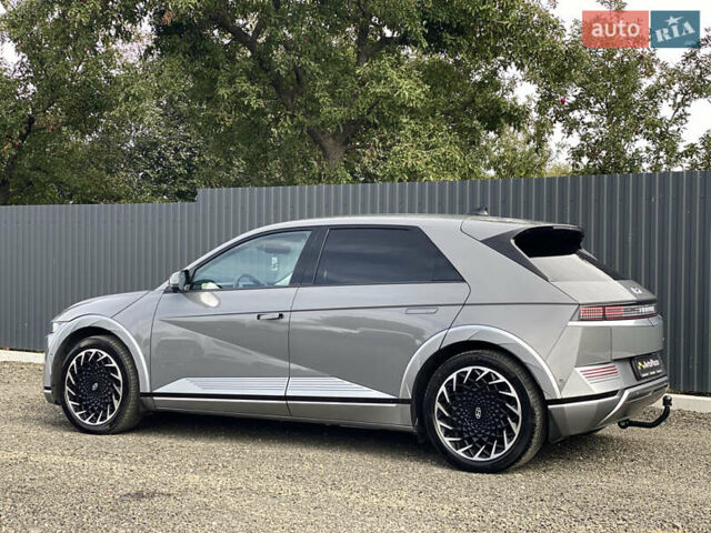 Серый Хендай Ioniq 5, объемом двигателя 0 л и пробегом 130 тыс. км за 28200 $, фото 141 на Automoto.ua