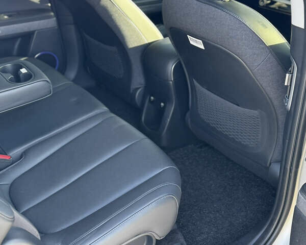 Серый Хендай Ioniq 5, объемом двигателя 0 л и пробегом 25 тыс. км за 30900 $, фото 38 на Automoto.ua