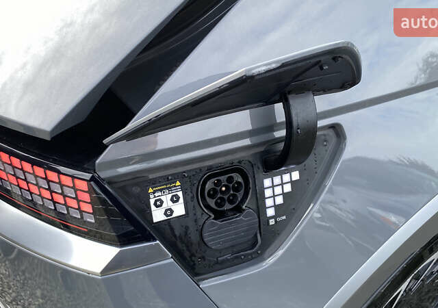 Серый Хендай Ioniq 5, объемом двигателя 0 л и пробегом 130 тыс. км за 28200 $, фото 44 на Automoto.ua